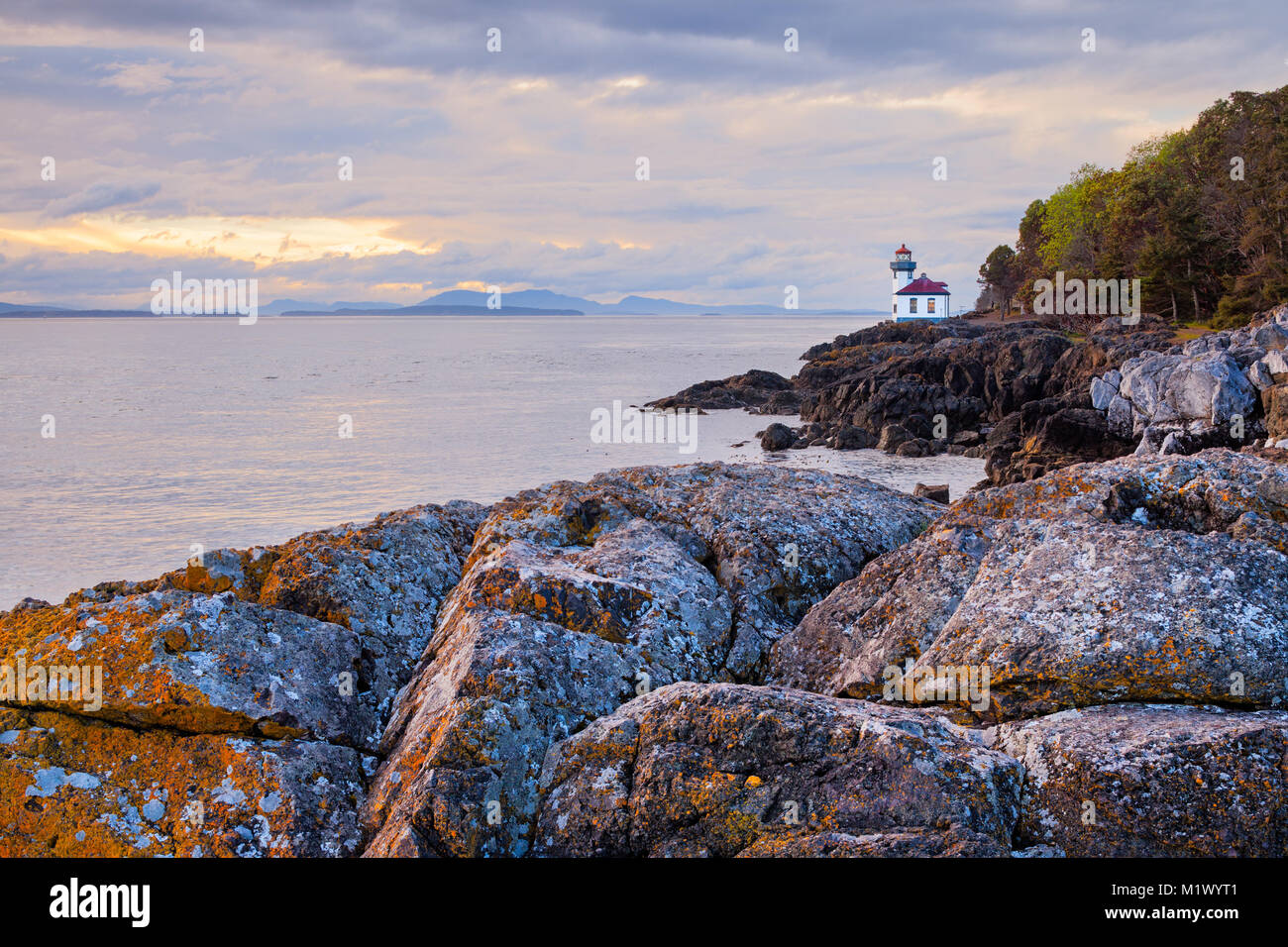 Lime Kiln lighthouse on San Juan Island, Washington, USA Stock Photo