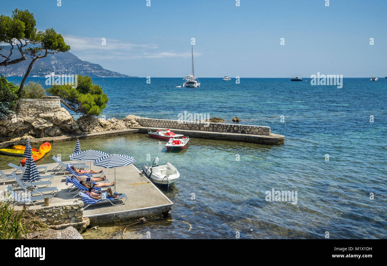 France, Alpes-Maritime department, Côte d'Azur, Saint-Jean-Cap-Ferrat, little boat harbour at the Bleues Delcloy Resort Stock Photo