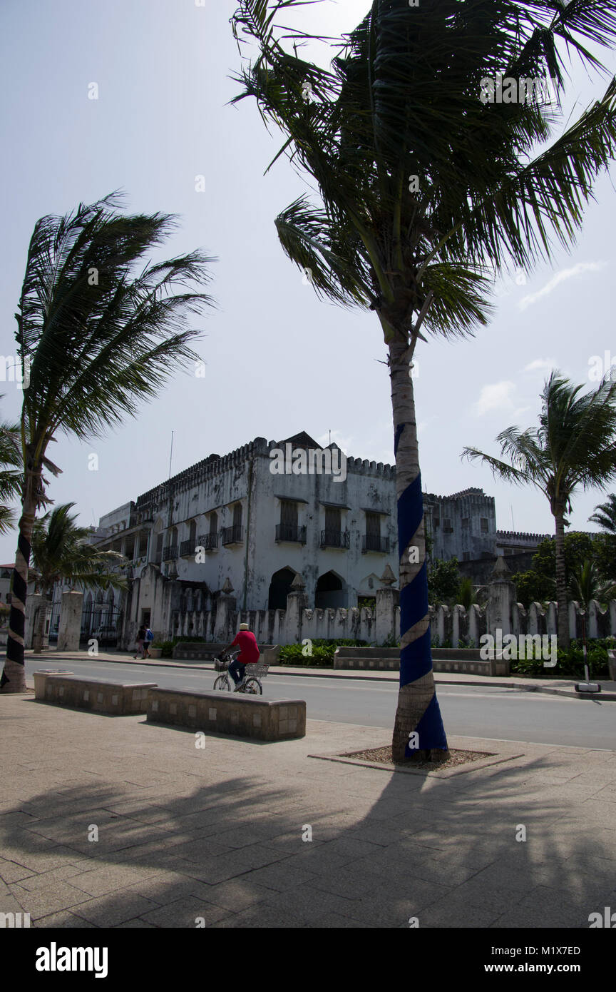House of Wonders near Forodhani Gardens in Stone Town, Zanzibar City, Tanzania, a popular tourist destination with its Arab and Asian architecture Stock Photo