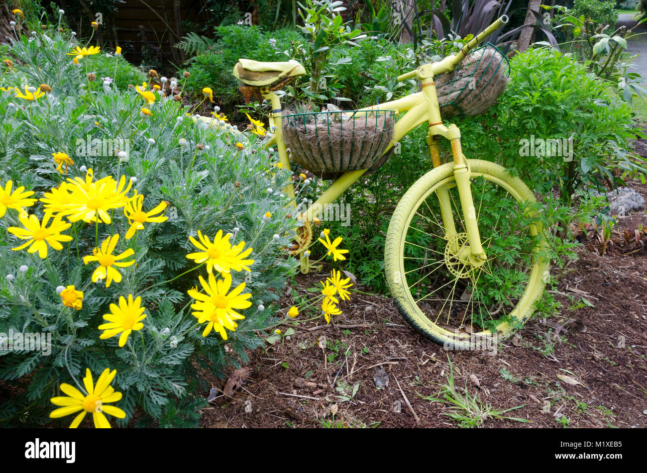 Very bright yellow bike hi-res stock photography and images - Alamy