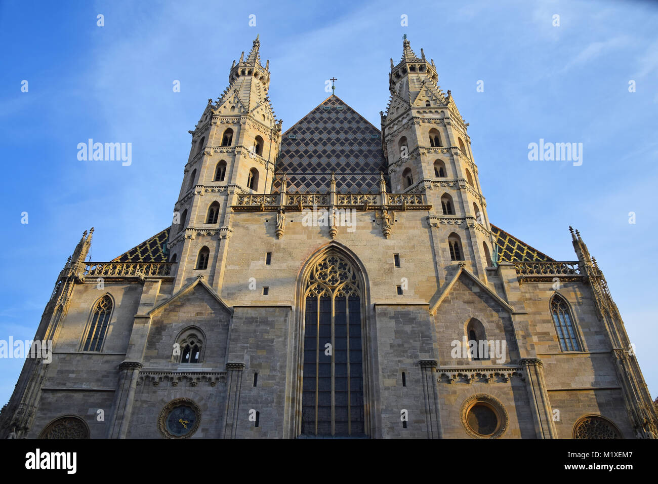 Spire st stephen cathedral hi-res stock photography and images - Alamy