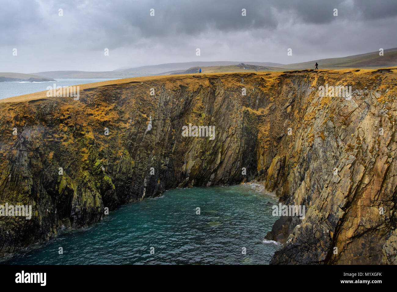 Rocky coastline in Shetland, Scotland Stock Photo