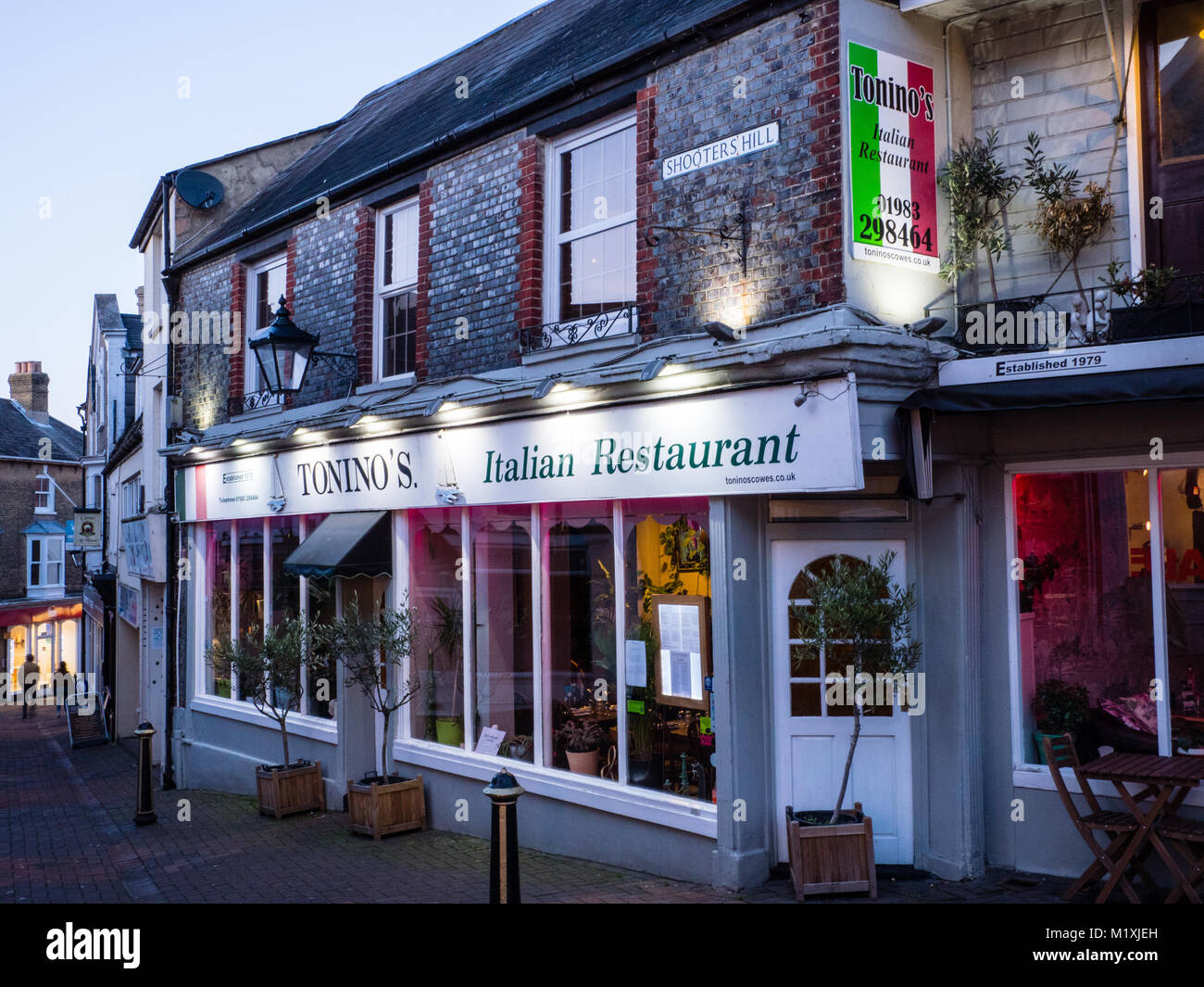 Toninos Italian Restaurant, Shooters Hill, Cowes, Isle of Wight, England, UK, GB. Stock Photo