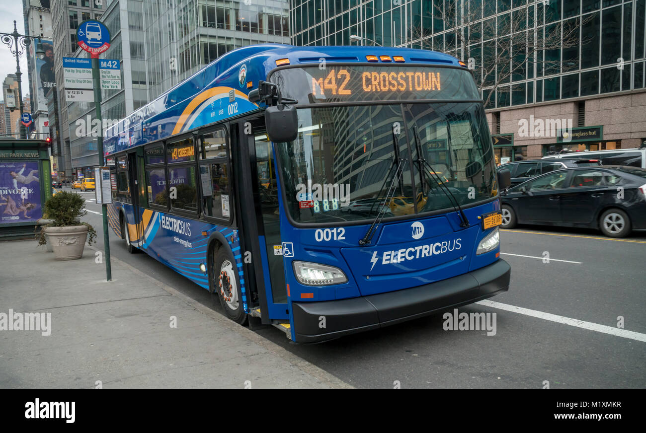 M42 bus hi-res stock photography and images - Alamy