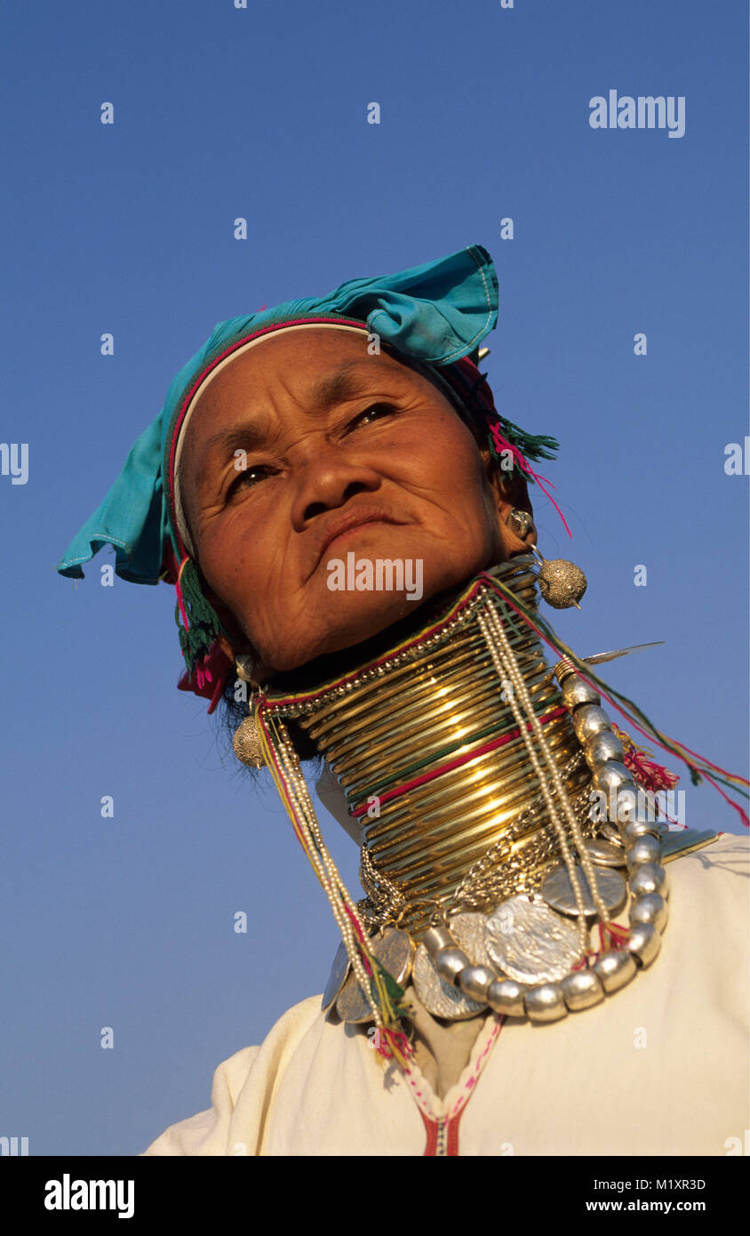 Myanmar (Burma). Loikaw. Women of Padaung tribe,  also called Giraffe-woman. Portrait. Stock Photo