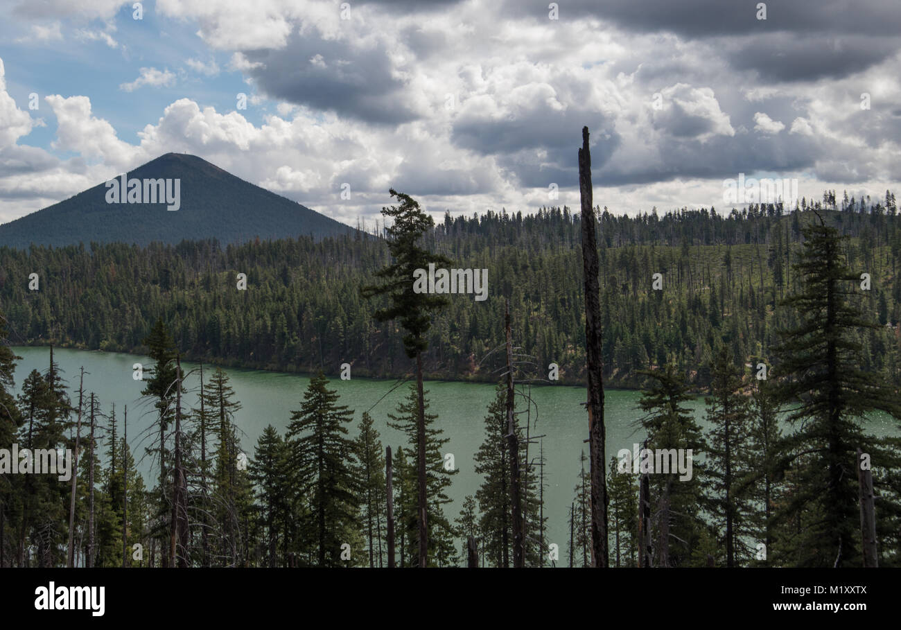 Suttle Lake and Black Butte in the central Oregon Cascade Mountains Stock Photo