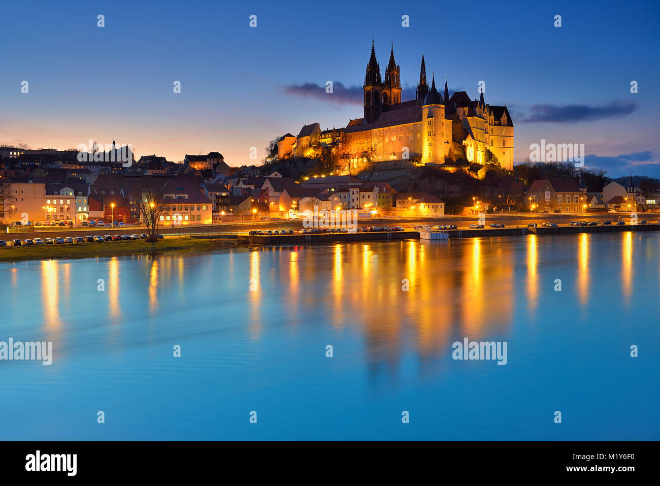 Burgberg with cathedral and castle Albrechtsburg reflected in the river Elbe, Dämmerung, Meißen, Saxony, Germany Stock Photo