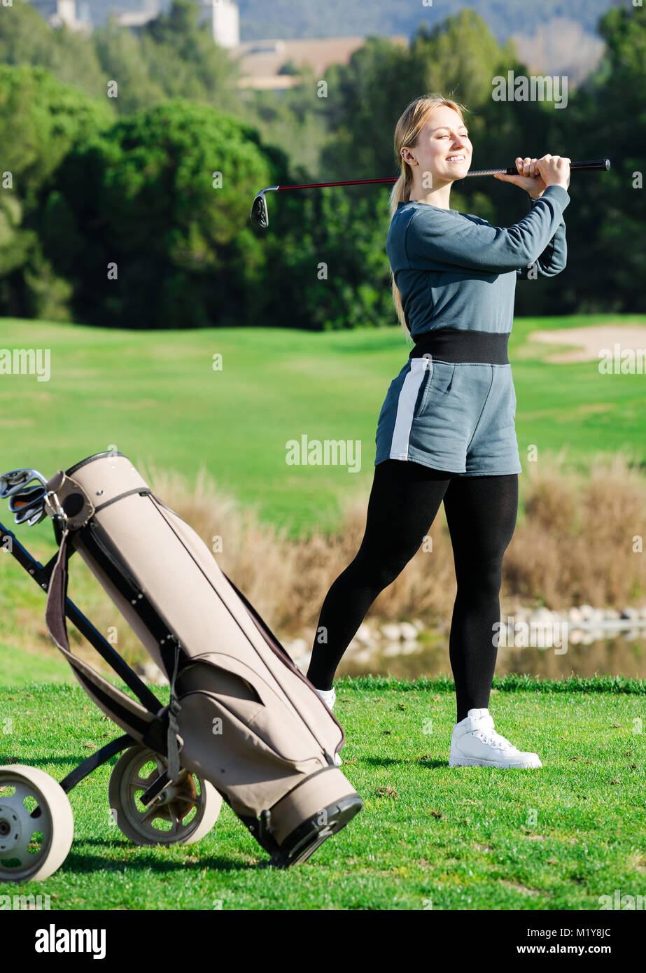 Ayrshires Golf Scene Just Got Huge Top Female Golfers Arrive - nxcu4l0
