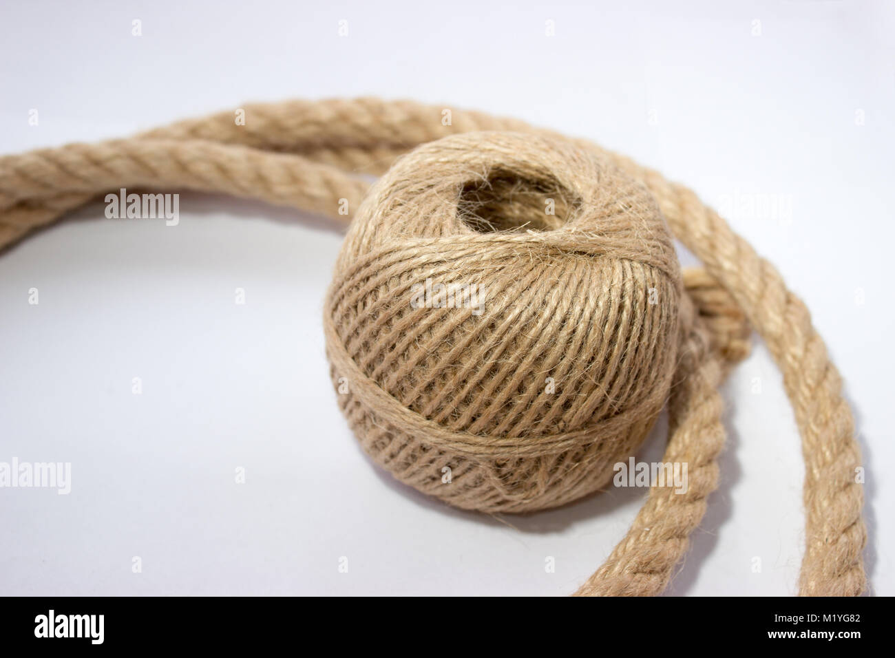 Thin rope hi-res stock photography and images - Alamy