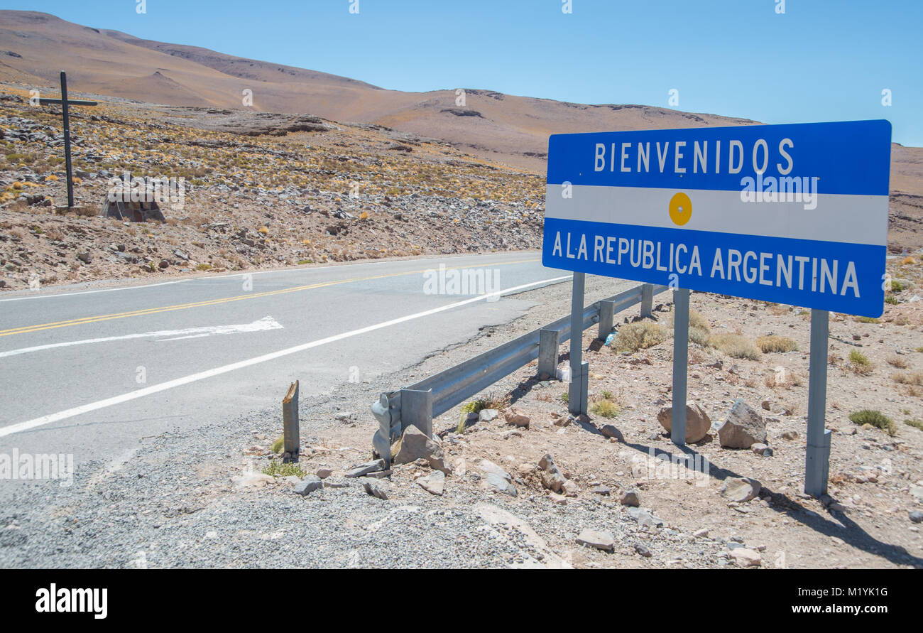 Border between Argentina and Chile in the Atacama Desert and Andes ...