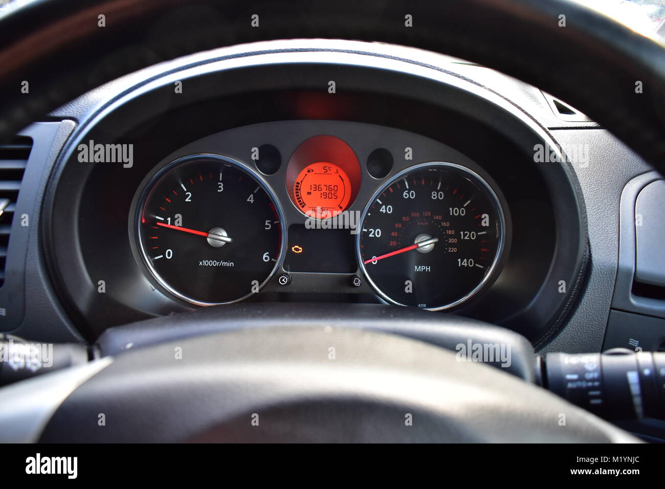 Nissan xtrail engine management light Stock Photo Alamy