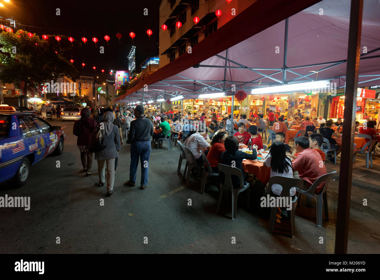 Street food in Kuala Lumpur Stock Photo - Alamy