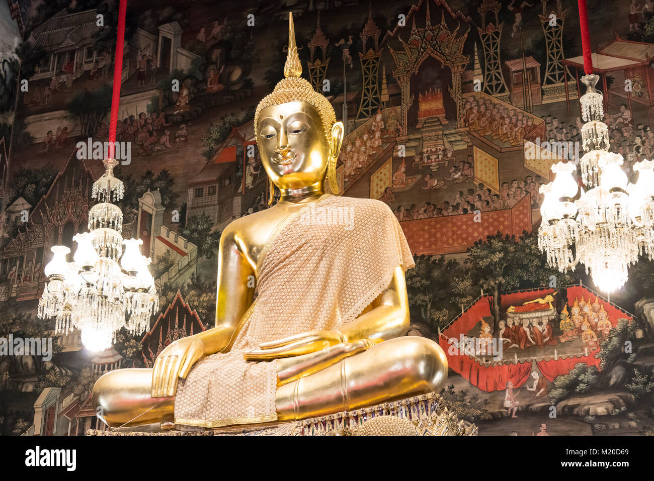 A golden statue of Buddha in Wat Arun temple, Bangkok, Thailand Stock Photo