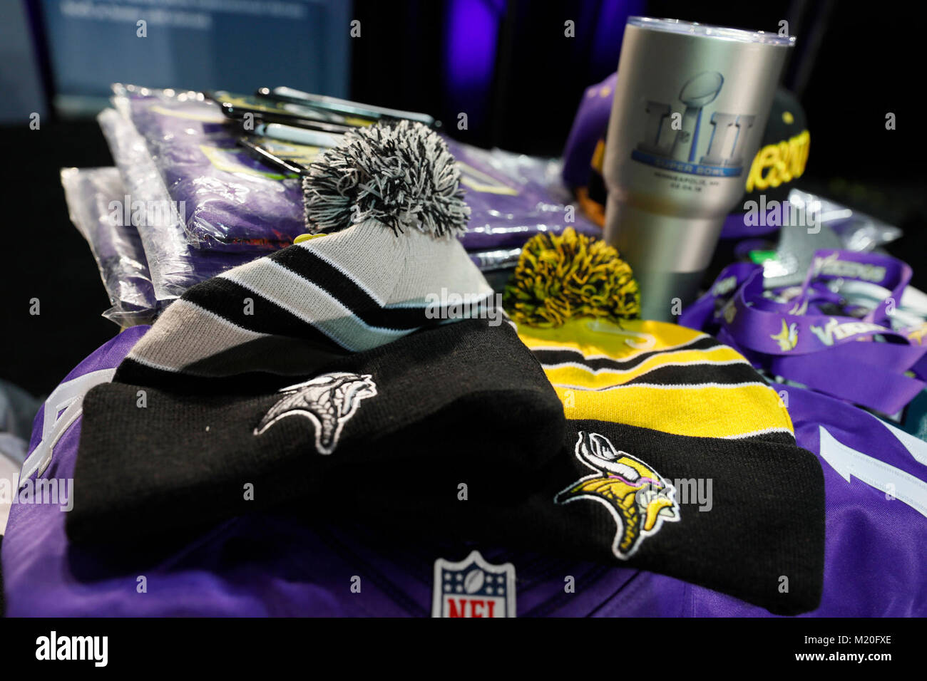 Fake super bowl souvenirs hires stock photography and images Alamy