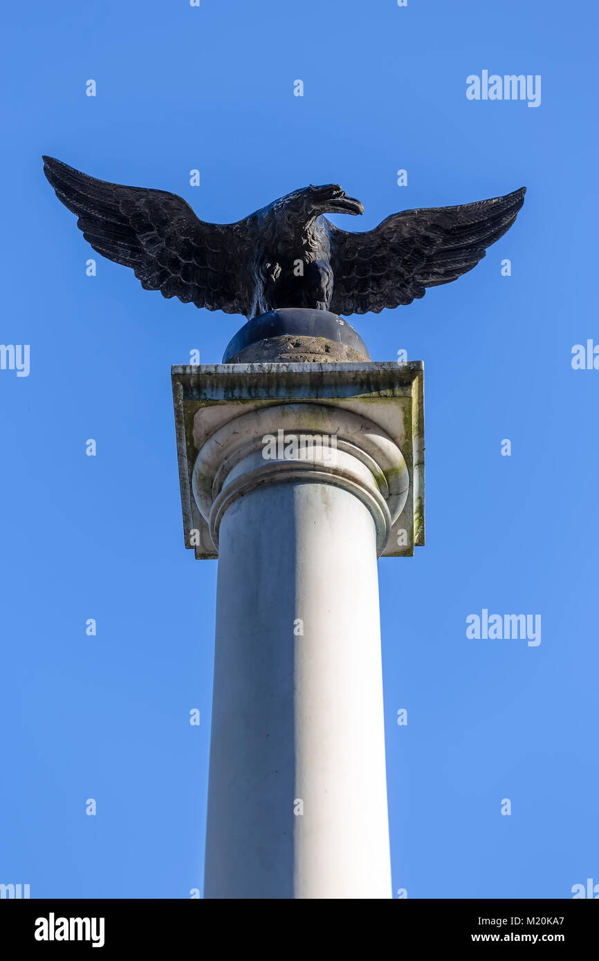 Column with a statue of an eagle. Moscow. Russia Stock Photo - Alamy