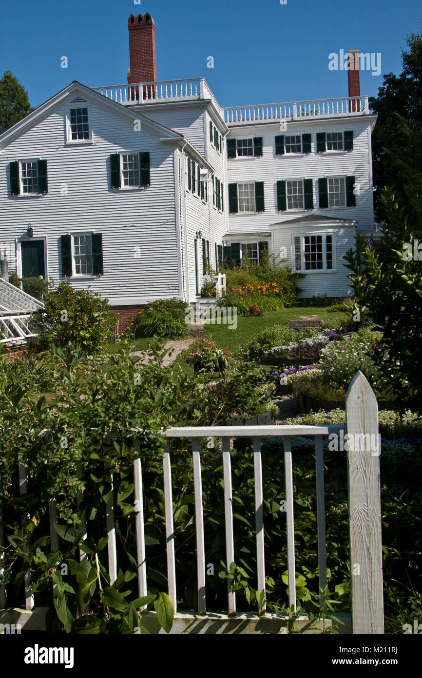 Goodwin mansion and Formal Gardens, Strawbery Banke Museum, historic