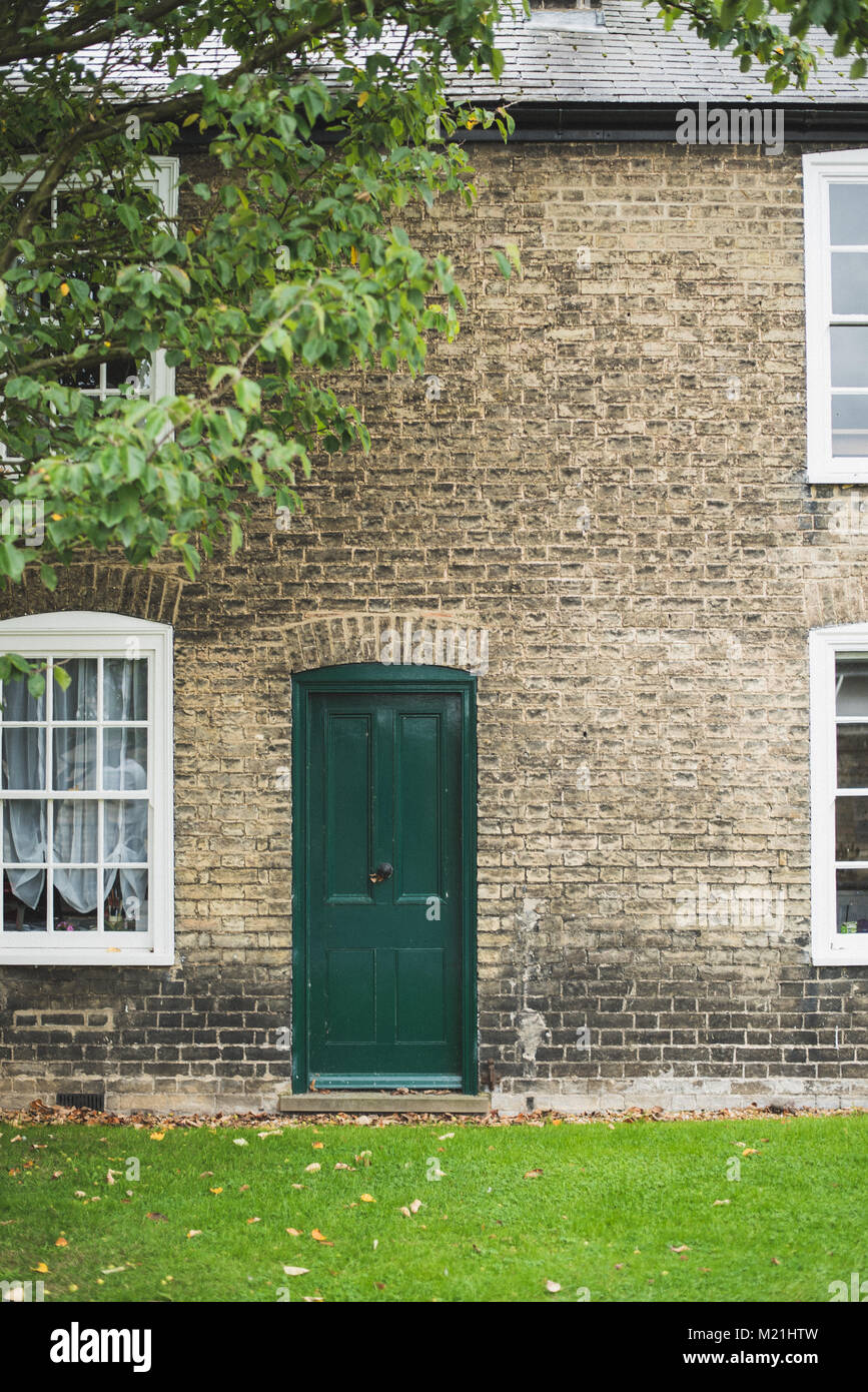 Cambridge Bay Houses High Resolution Stock Photography and Images Alamy