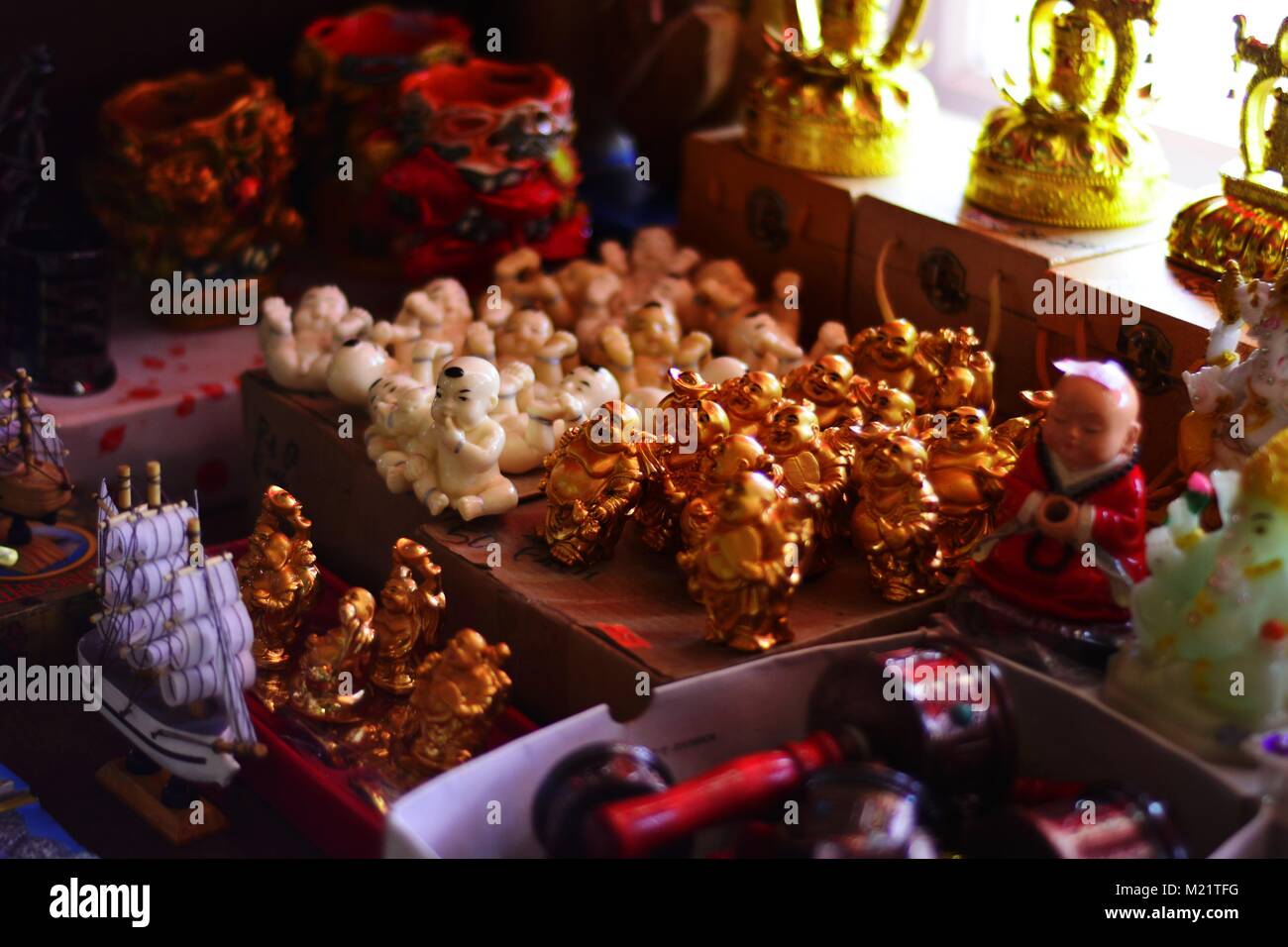 Laughing buddha shop hires stock photography and images Alamy