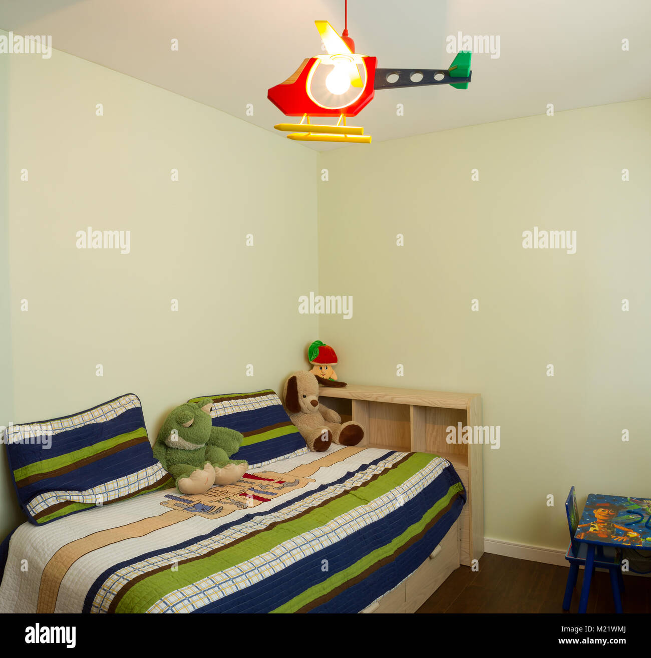 Family design interior hi-res stock photography and images - Alamy