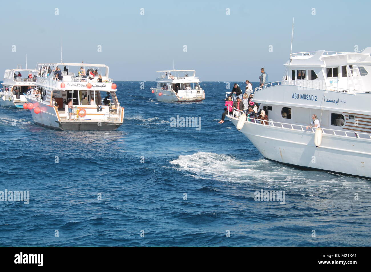 Red sea boat trip snorkelling hi-res stock photography and images - Alamy