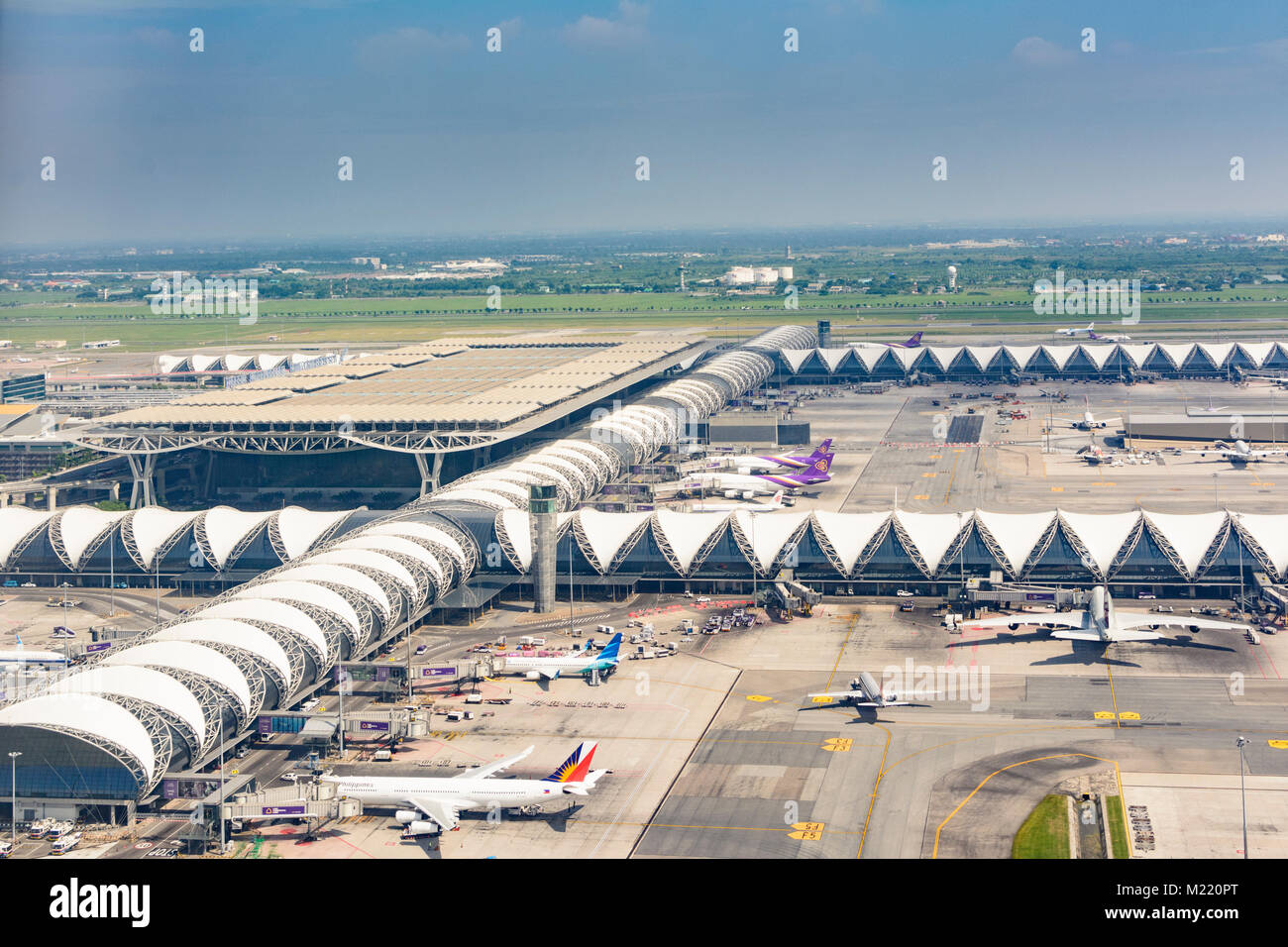 Bangkok: Suvarnabhumi Airport: terminal concourse aircraft, , , Thailand Stock Photo