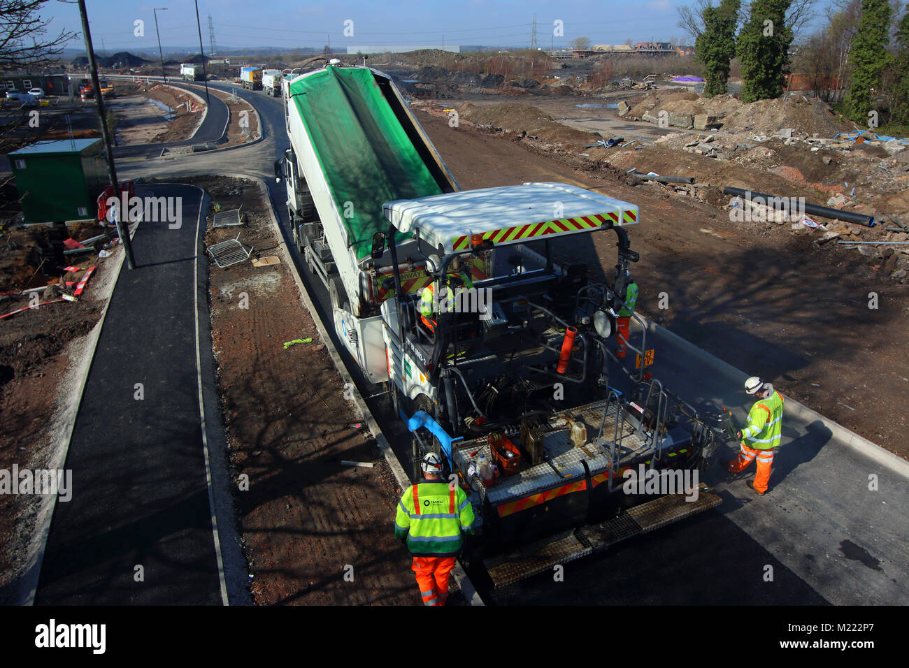 Laying tarmac on West End Lane in Rossington, Doncaster Stock Photo Alamy