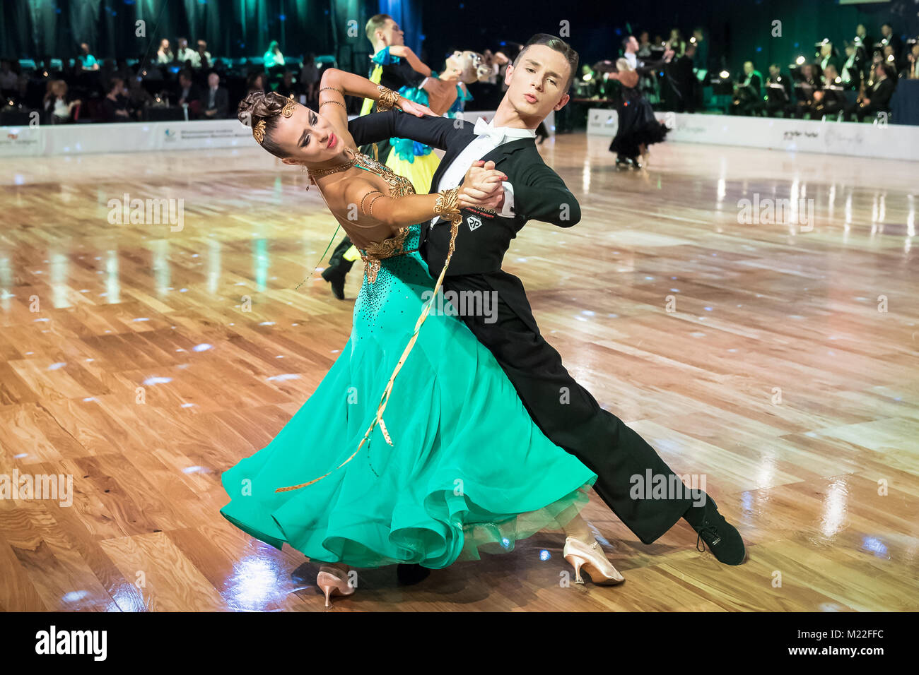 dancers dancing standard dance Stock Photo Alamy