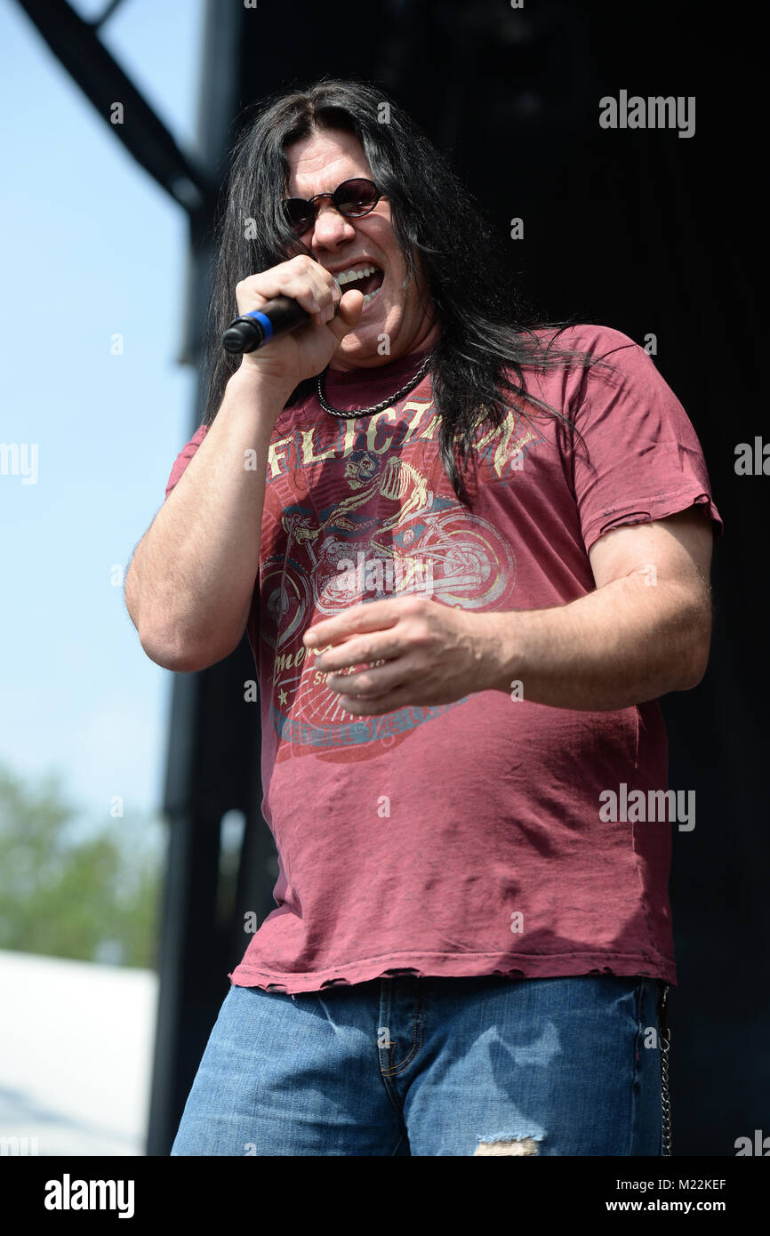 Mark slaughter hi-res stock photography and images - Alamy