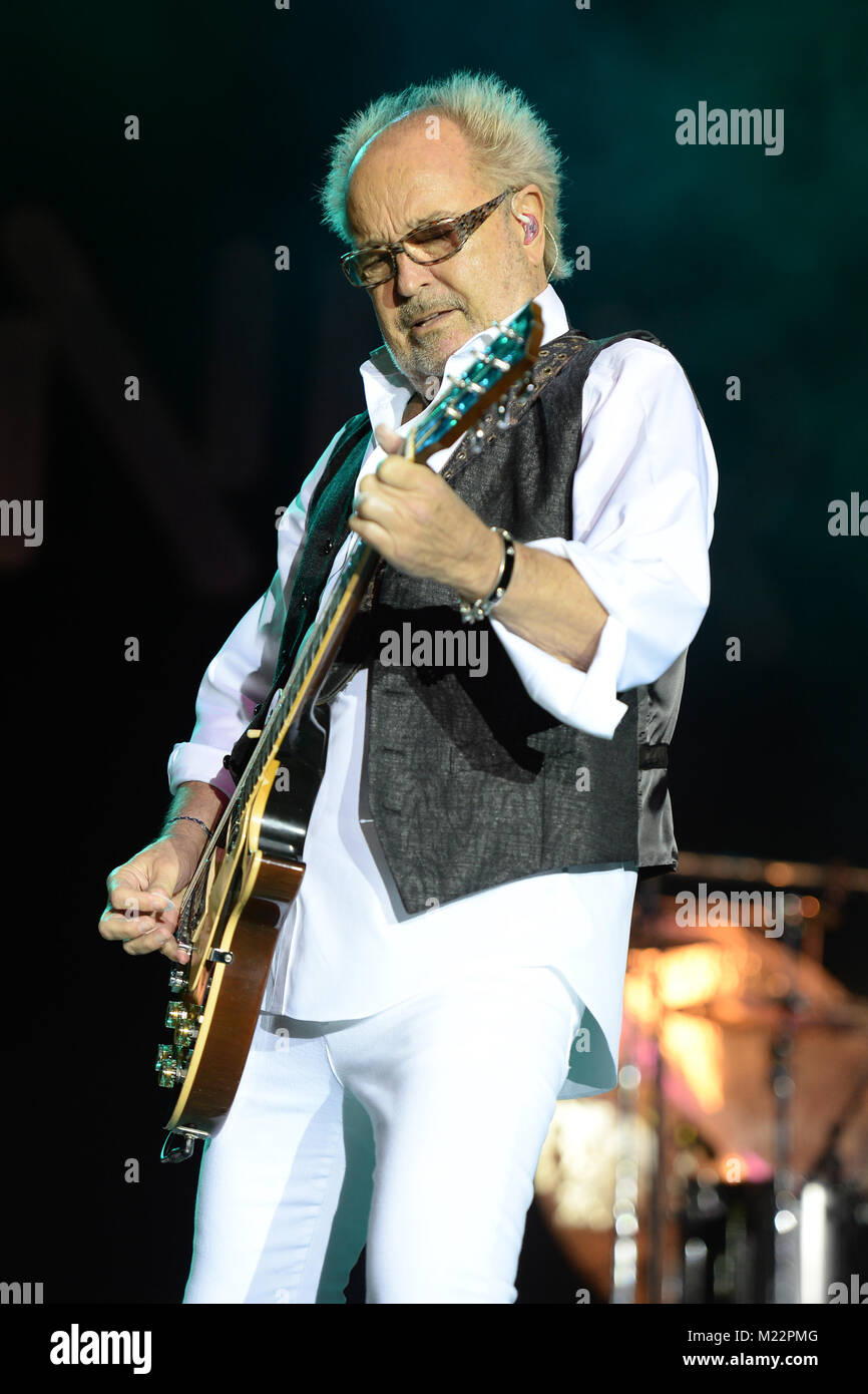 Mick jones of foreigner hires stock photography and images Alamy