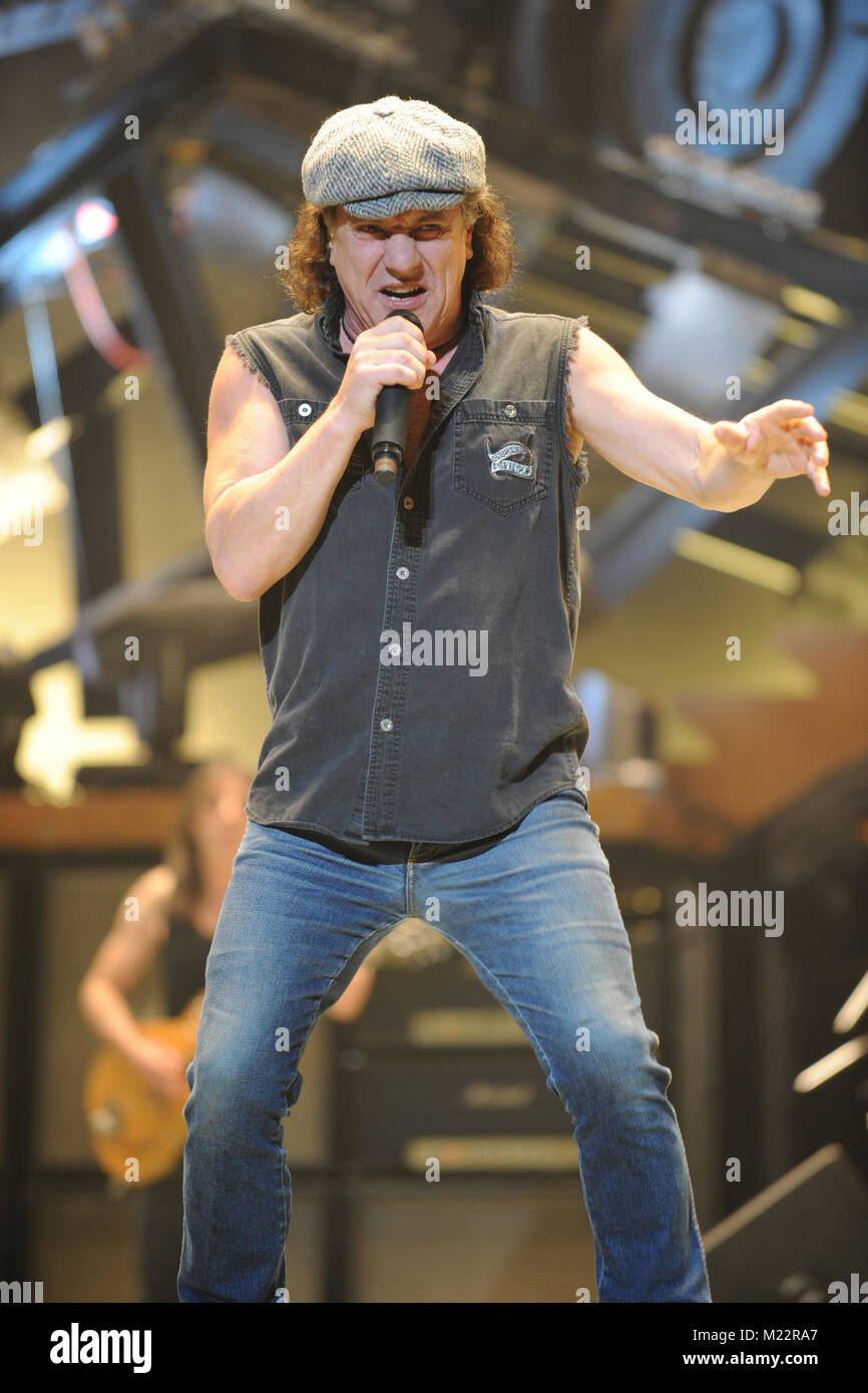 Brian johnson hi-res stock photography and images - Alamy