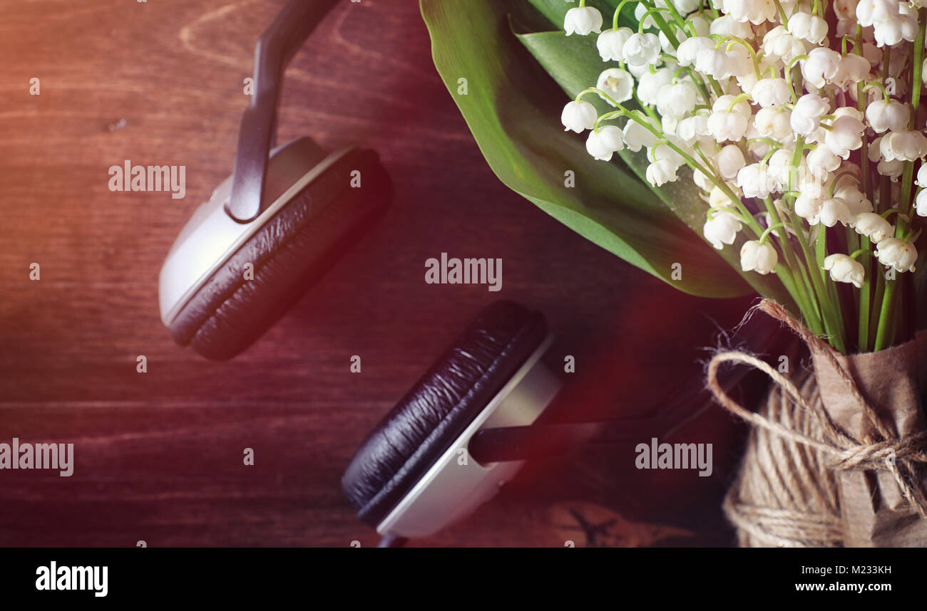Bouquet of lilies of the valley on a table Stock Photo - Alamy