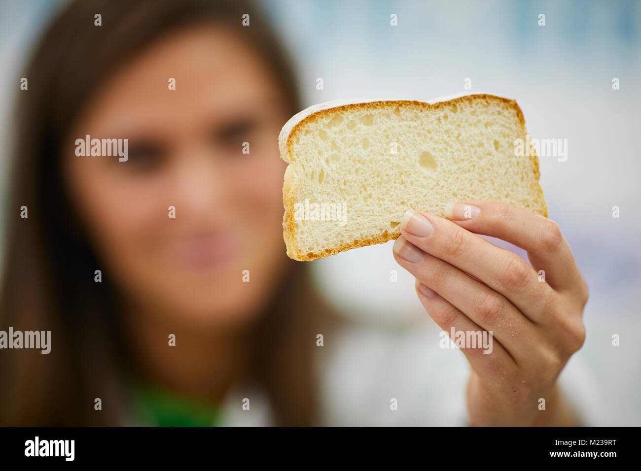 Bread making factory hi res stock photography and images Alamy