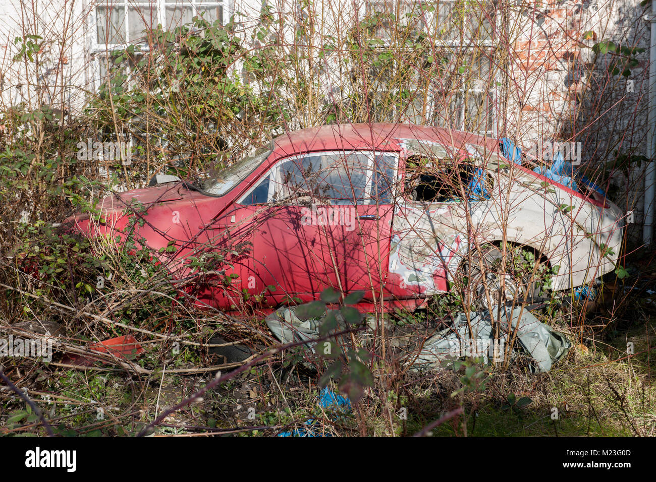 Car Abandoned Uk Hi res Stock Photography And Images Alamy car-abandoned-uk-hi-res-stock-photography-and-images-alamy