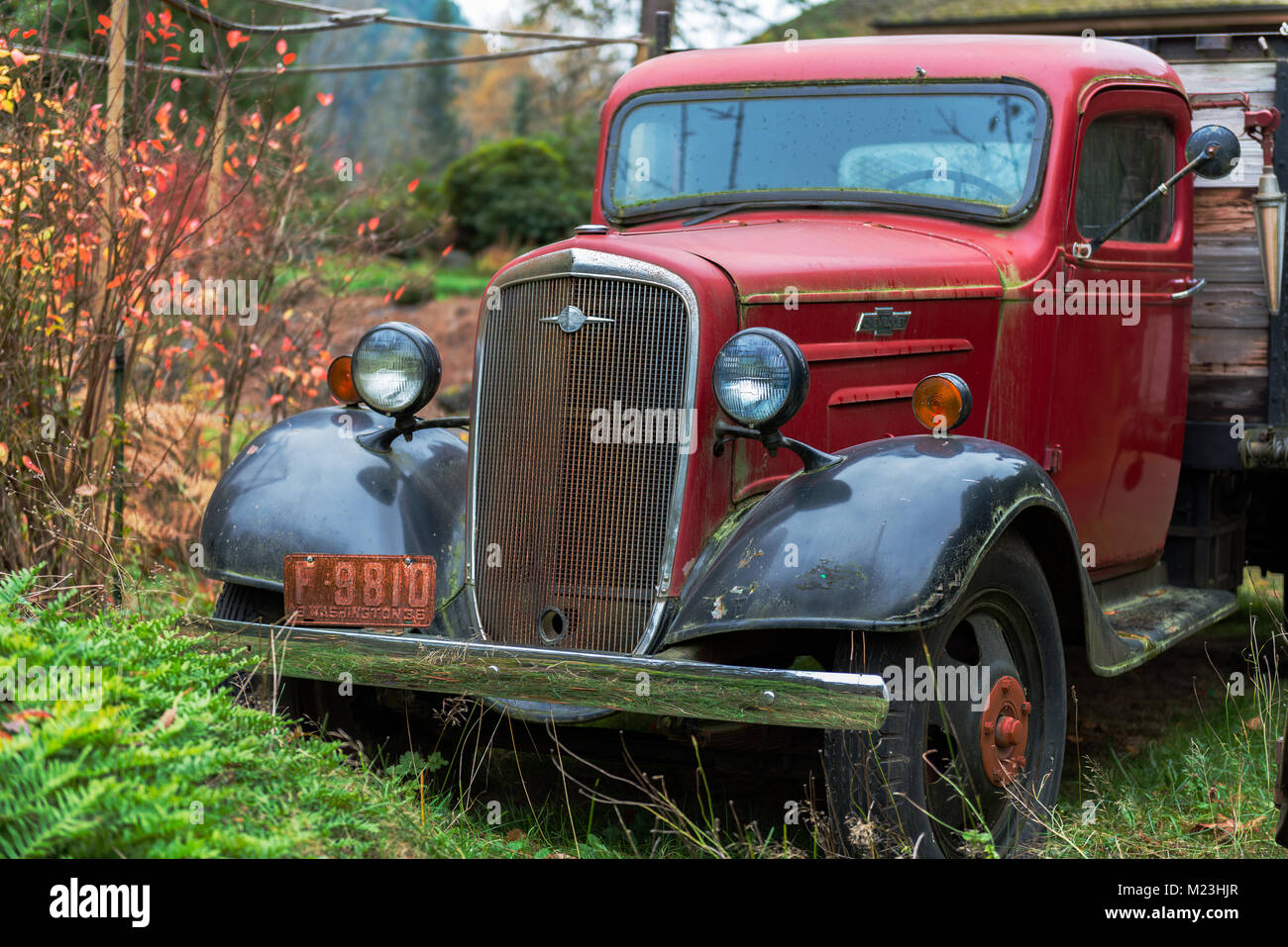 Antique truck grill chevrolet hires stock photography and images Alamy