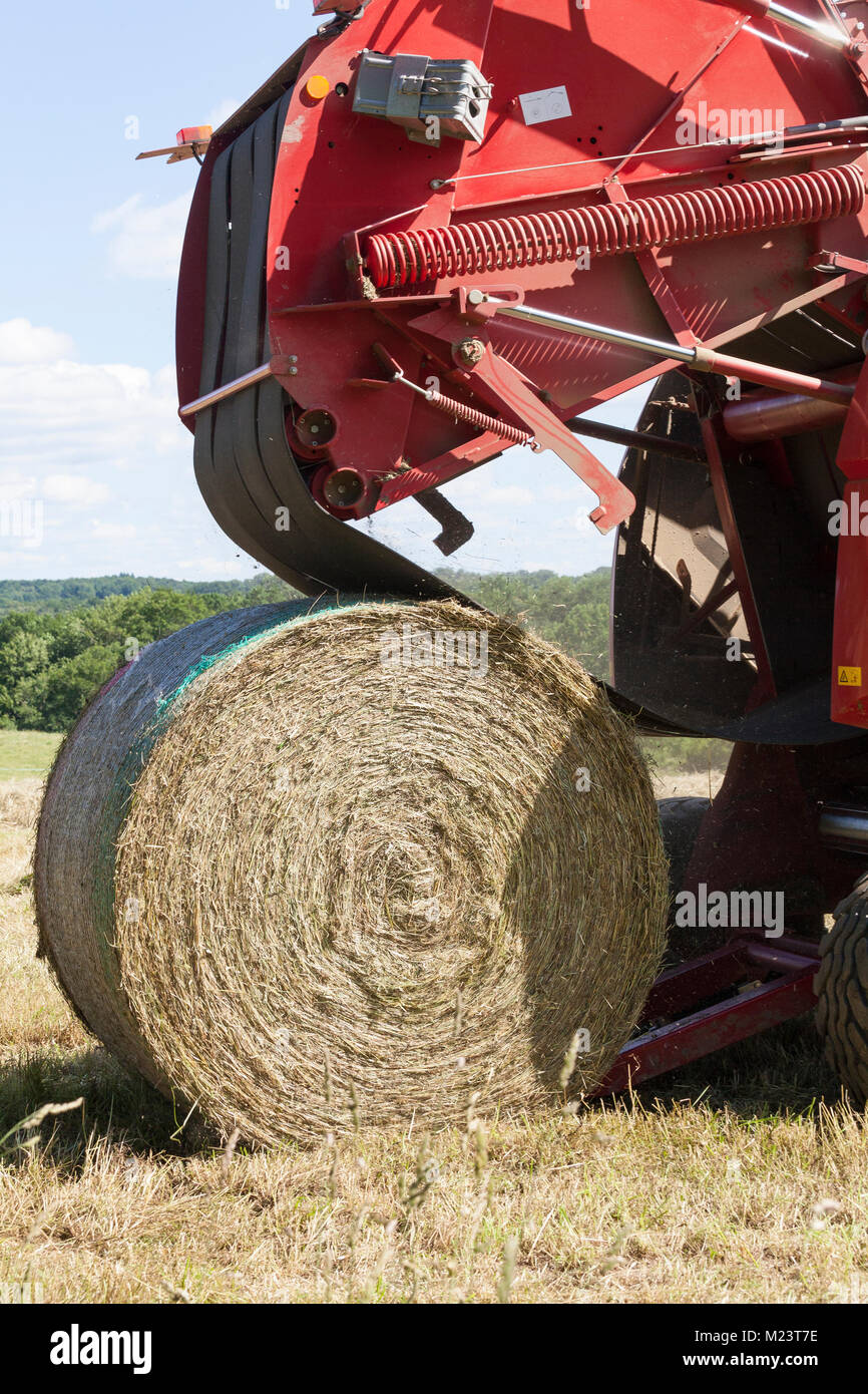 Bale Out High Resolution Stock Photography And Images Alamy