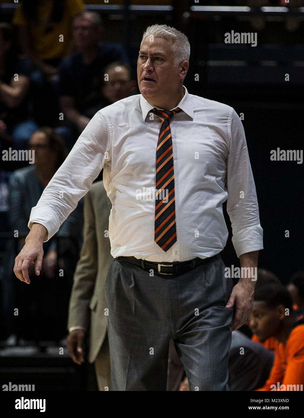 Hass Pavilion Berkeley Calif, USA. 03rd Feb, 2018. CA . Oregon State  head coach Wayne Tinkle set up Beavers offense during the NCAA Men's  Basketball game between Oregon State Beavers and the