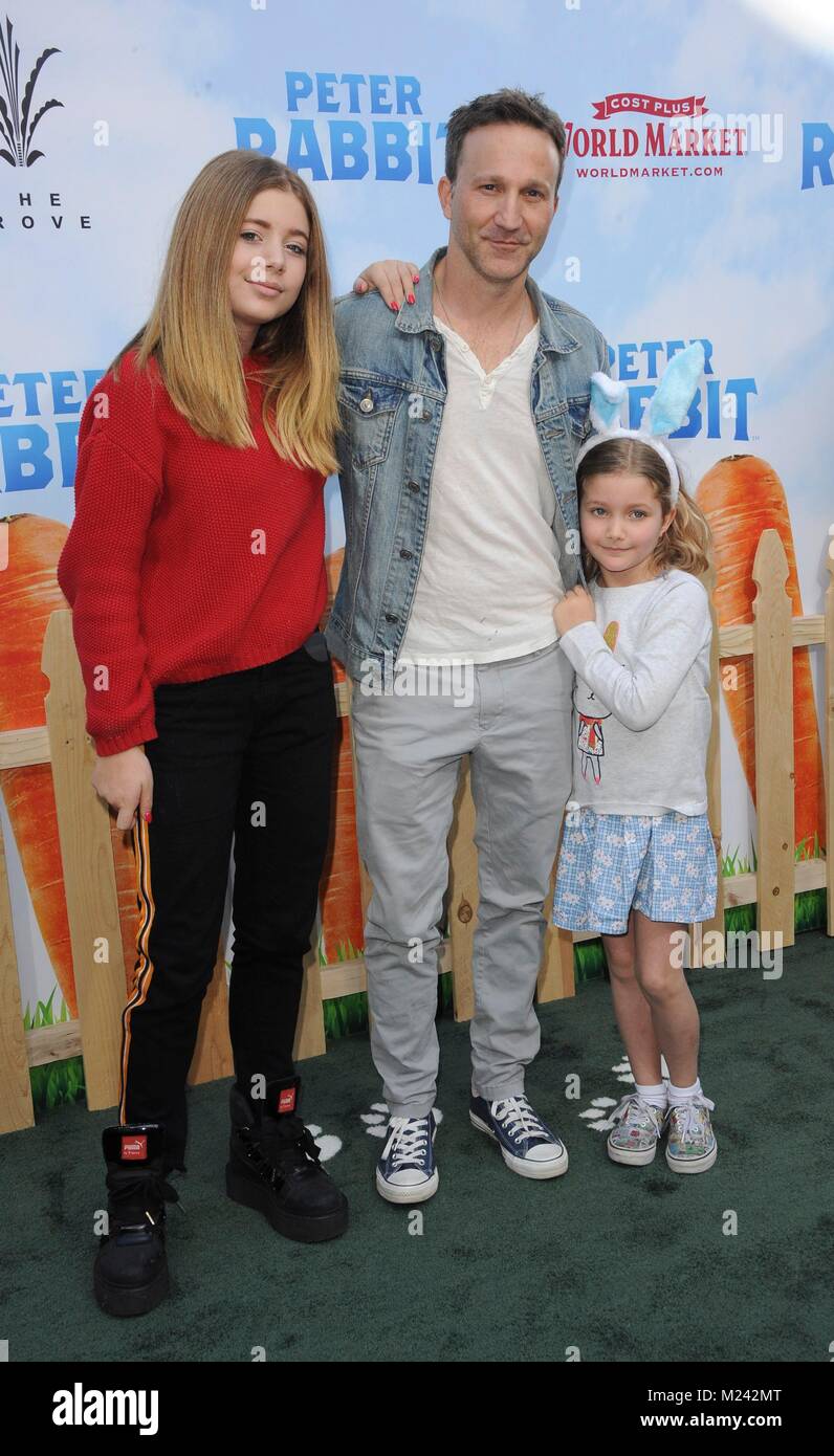 Los Angeles, CA, USA. 3rd Feb, 2018. Breckin Meyer, Caitlin Willow