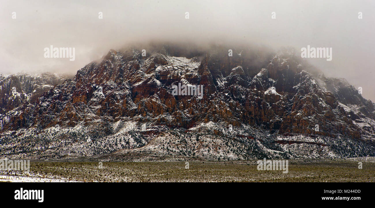 Las Vegas, Nevada, USA. 23rd Feb, 2015. Snow on the ground in the valley is infrequent about the Red Rock Canyon National Conservation Area in Las Vegas, Nevada. Credit: L.E. Baskow/ZUMA Wire/Alamy Live News Stock Photo