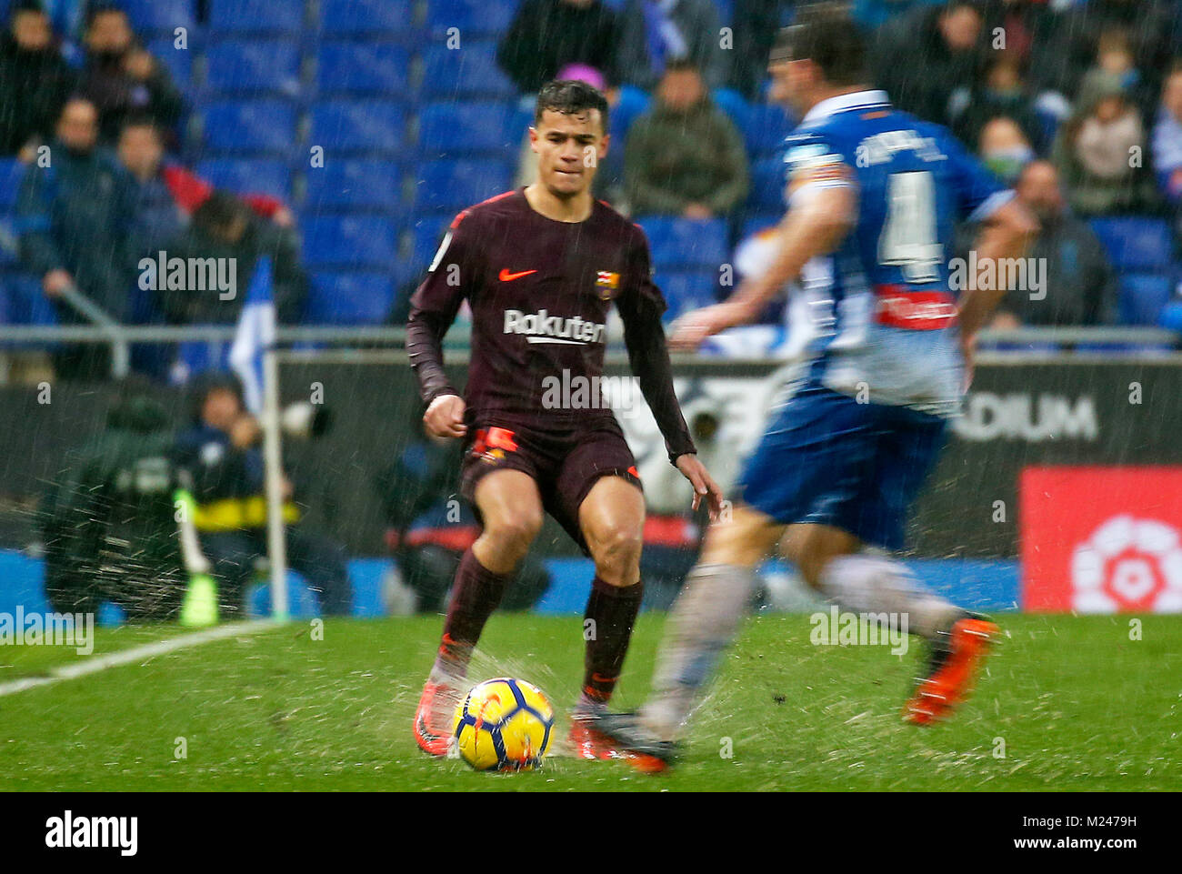 Barcelona, Spain. 01st Feb, 2018. Philippe Coutinho and Victor Sanchez during the match between RCD Espanyol vs FC Barcelona, for the round 22 of the Liga Santander, played at Cornella -El Prat Stadium on 3th February 2018 in Barcelona, Spain. Credit: Gtres Información más Comuniación on line, S.L./Alamy Live News Stock Photo