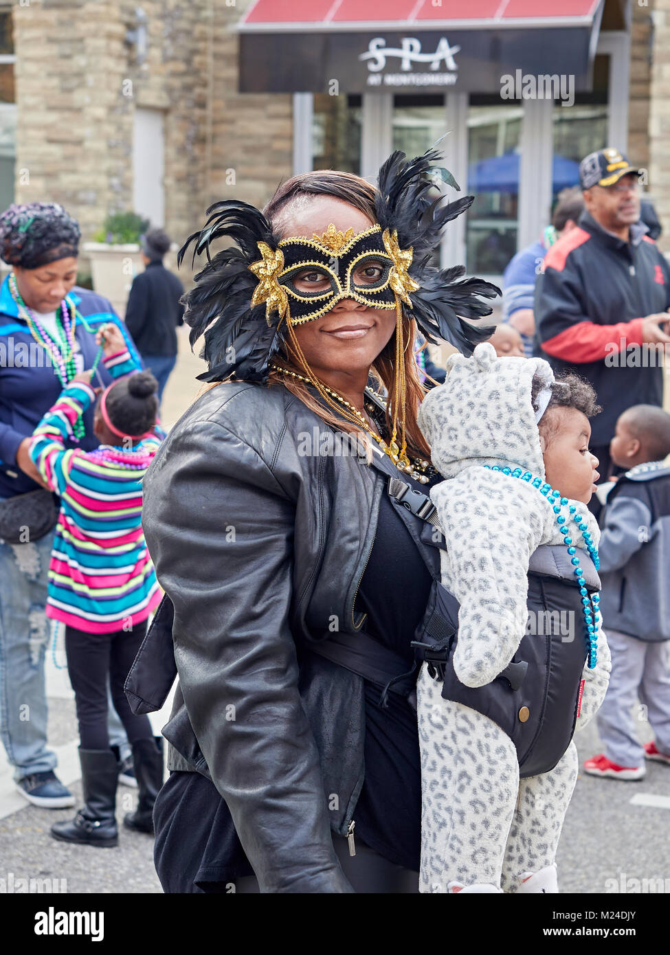 Mardi gras mask woman hi-res stock photography and images - Alamy