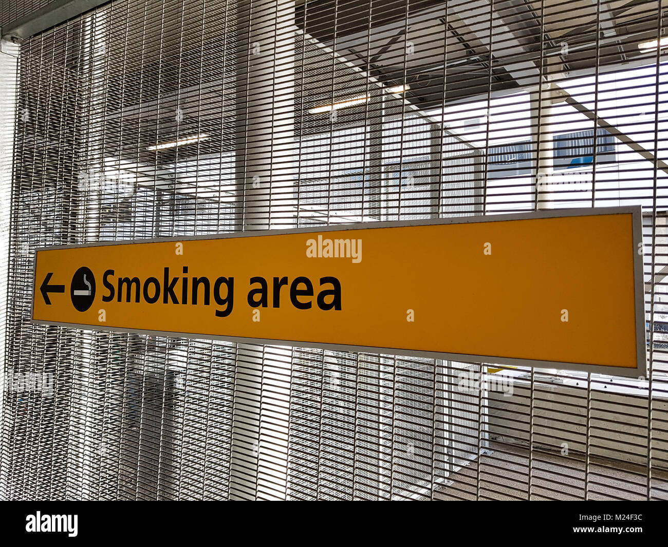 Airport terminal smoking area hires stock photography and images Alamy