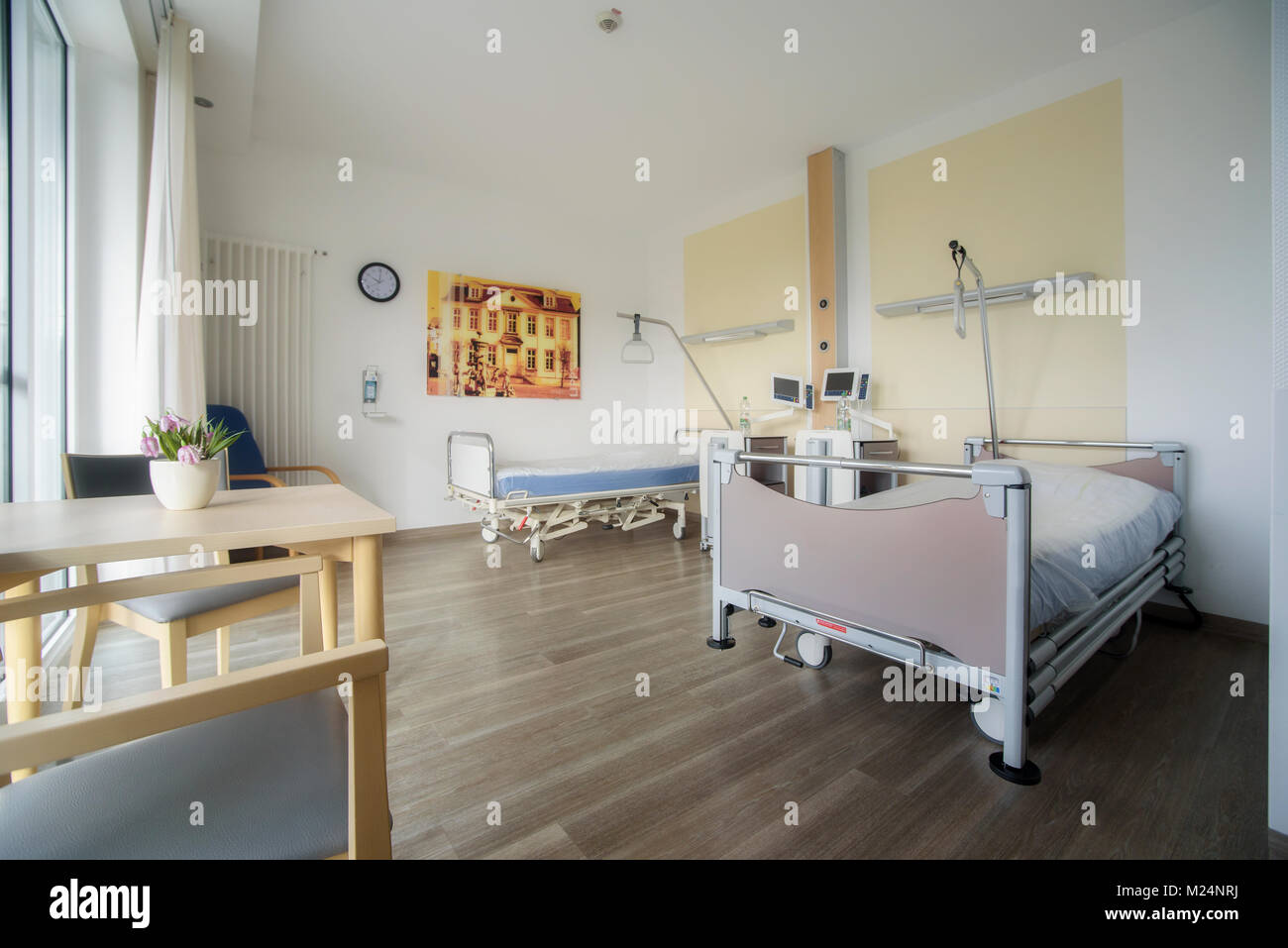 Patientenzimmer im Krankenhaus Stock Photo
