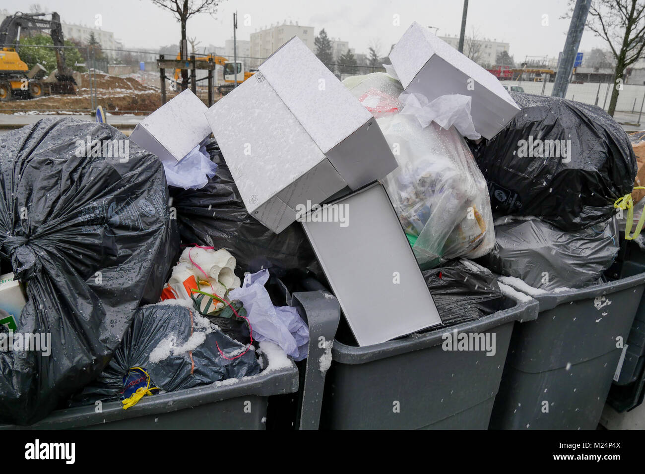 Recycling Bins France High Resolution Stock Photography and Images Alamy
