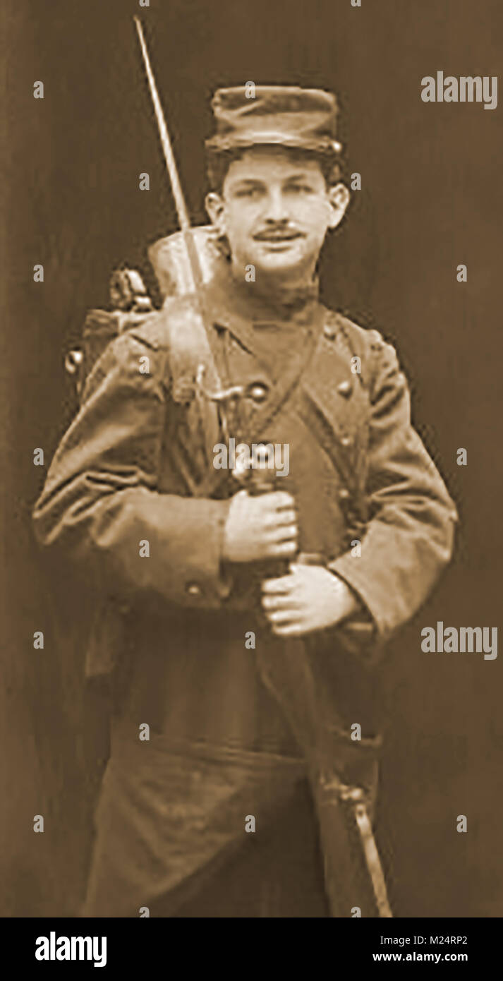 First World War (1914-1918)  aka The Great War or World War One - Trench Warfare - WWI  - A newly recruited French soldier poses for a photograph in his new uniform Stock Photo