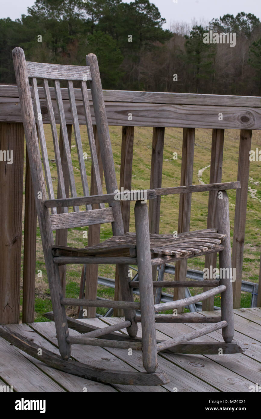 Rocking Chair - southern country summer porch Stock Photo - Alamy