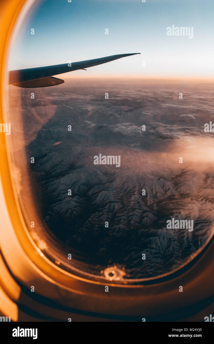 Aussicht aus dem Flugzeug Fernweh ab in den Urlaub Stock Photo
