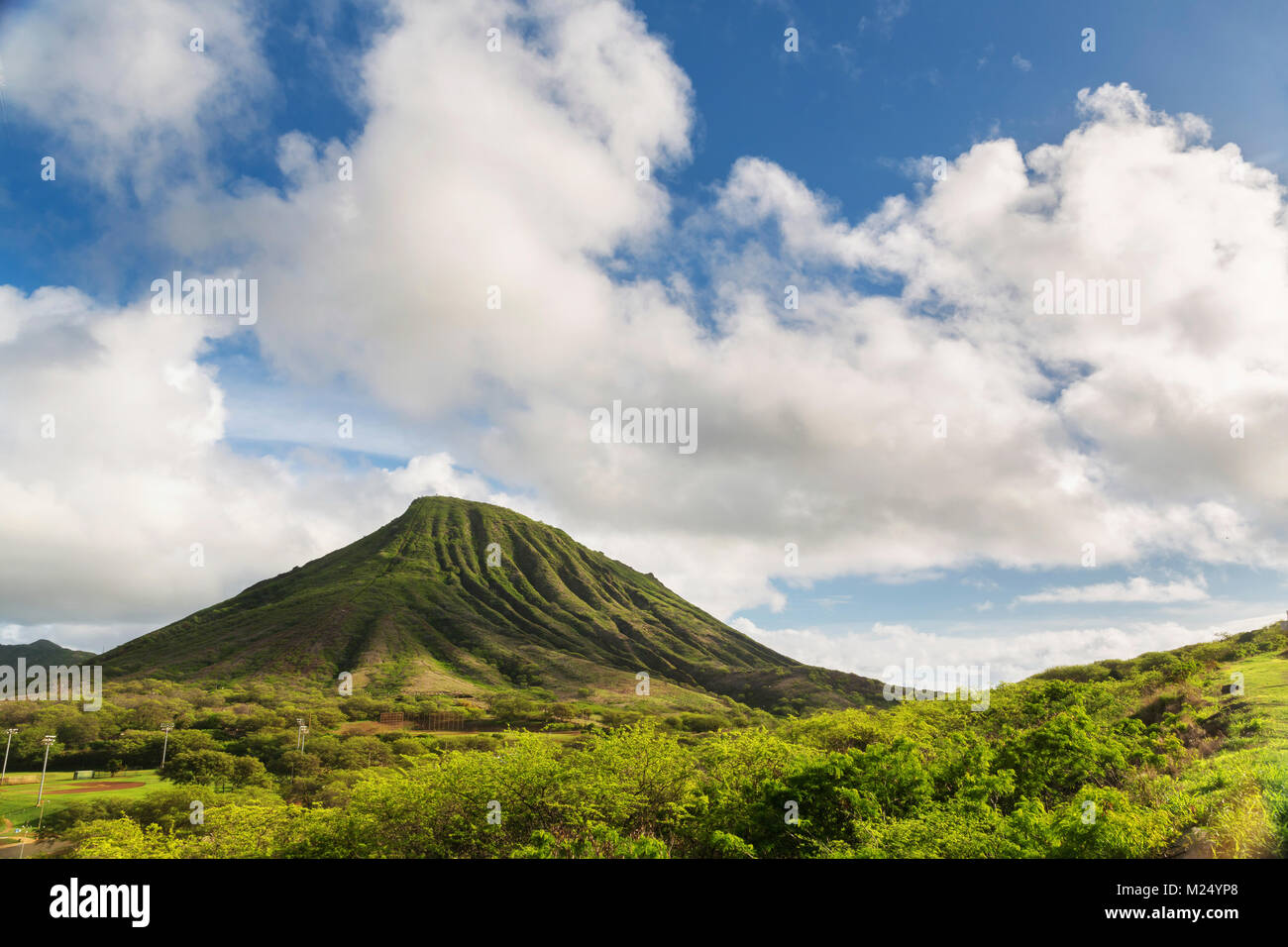 Koko Crater Oahu Hi res Stock Photography And Images Alamy koko-crater-oahu-hi-res-stock-photography-and-images-alamy