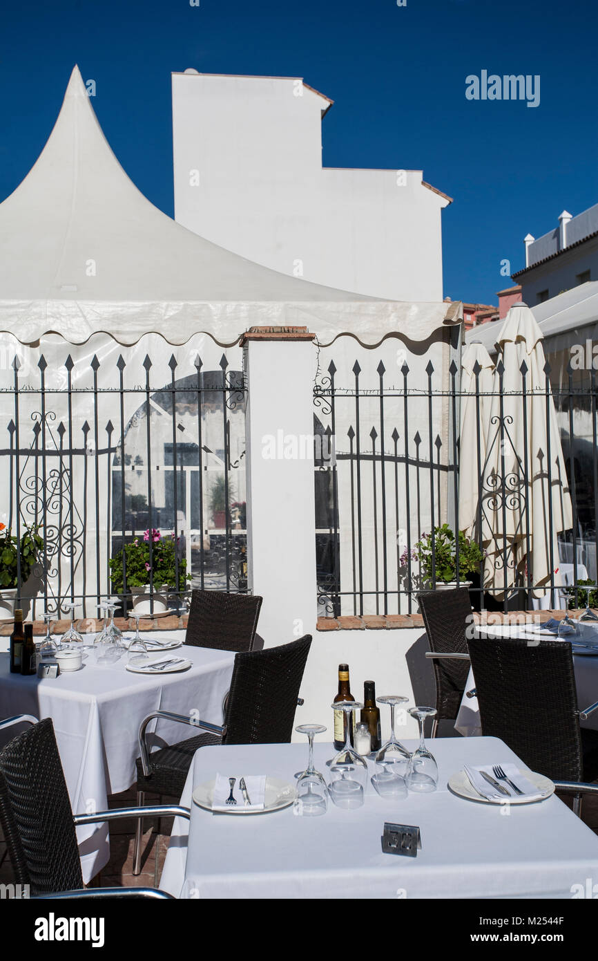 outdoor dining in Spain Stock Photo Alamy