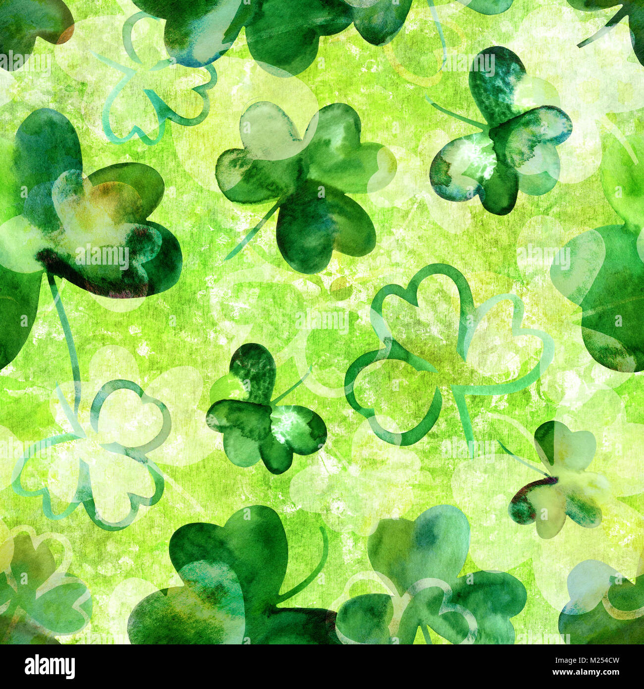 Seamless pattern with watercolour shamrocks on green Stock Photo - Alamy