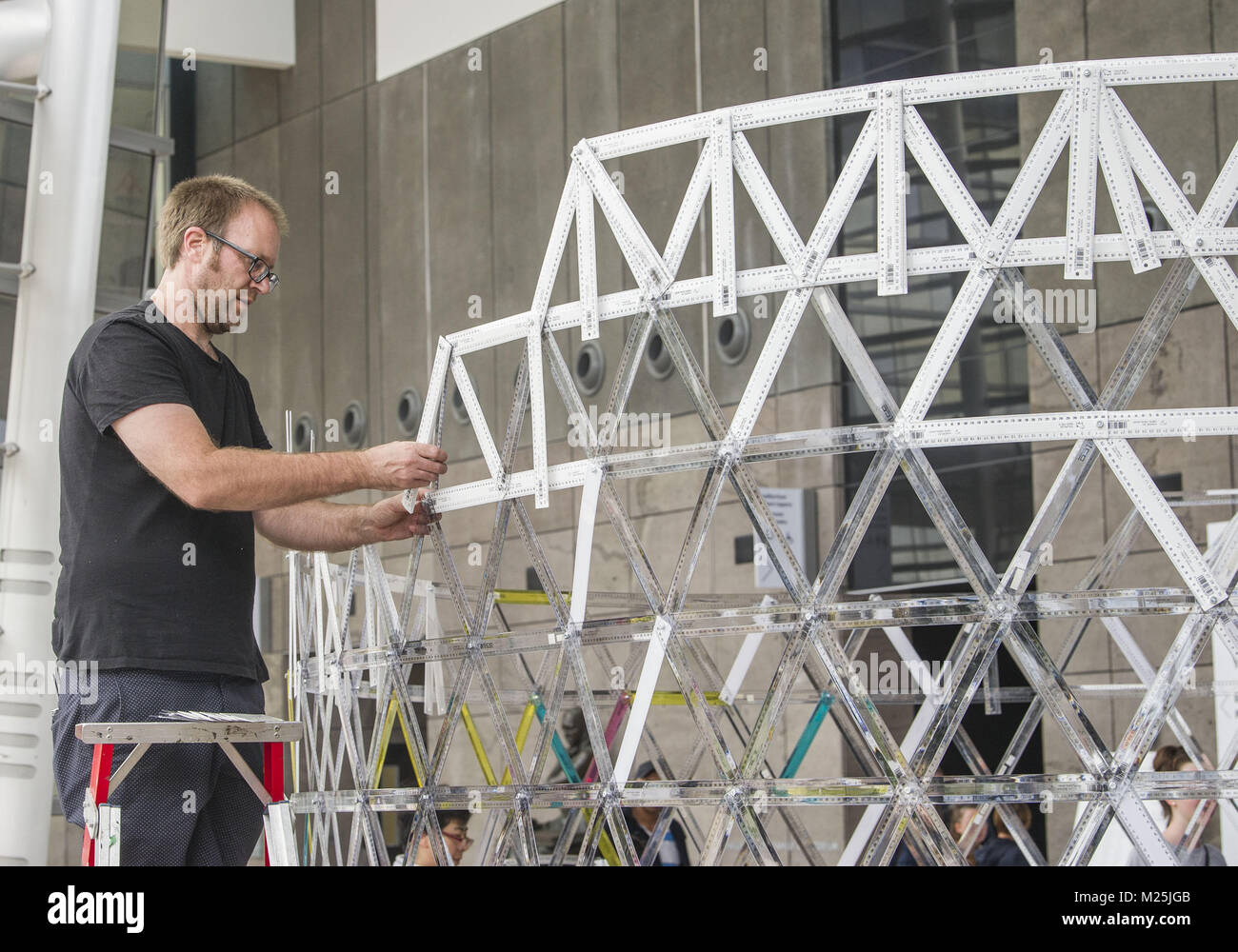 Christchurch, Canterbury, New Zealand. 6th Feb, 2018. Artist PETER